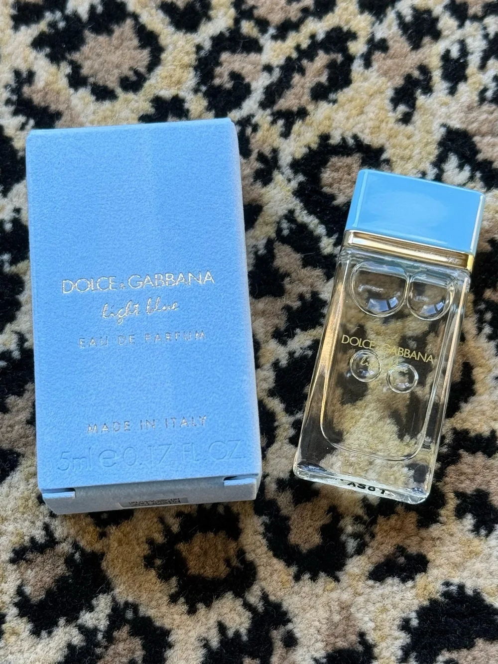 Dolce & Gabbana Light Blue mini (NIB)